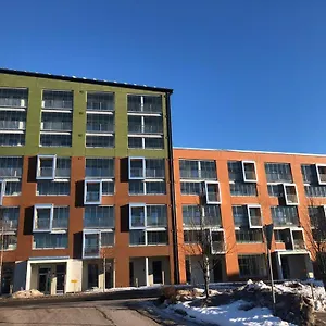 modern-two-bedroom-apartment-near-helsinki-airport.tophotelshelsinki.com/